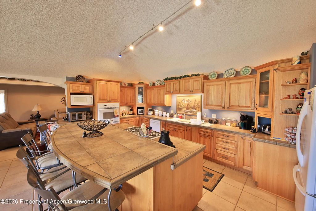 11 of 38 - 53916 Kk Road, Molina, CO