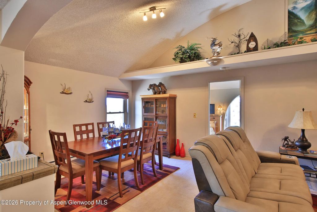 13 of 38 - 53916 Kk Road, Molina, CO