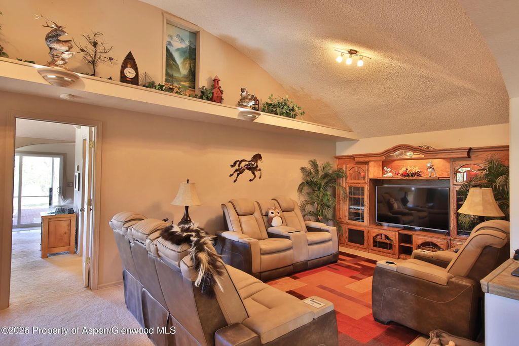 14 of 38 - 53916 Kk Road, Molina, CO