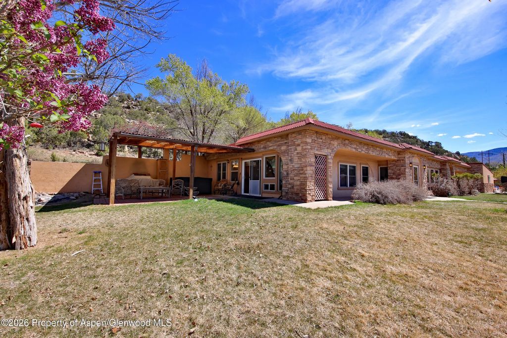26 of 38 - 53916 Kk Road, Molina, CO