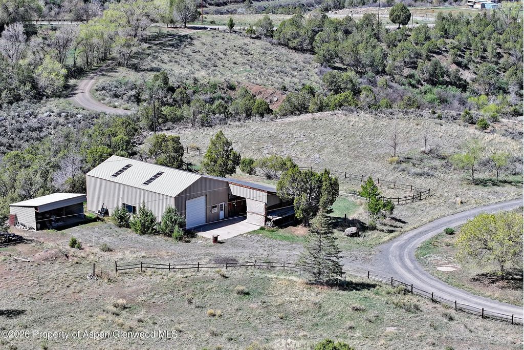 29 of 38 - 53916 Kk Road, Molina, CO