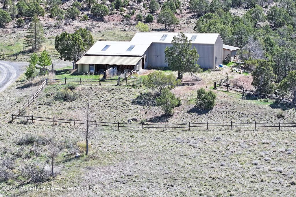 30 of 38 - 53916 Kk Road, Molina, CO