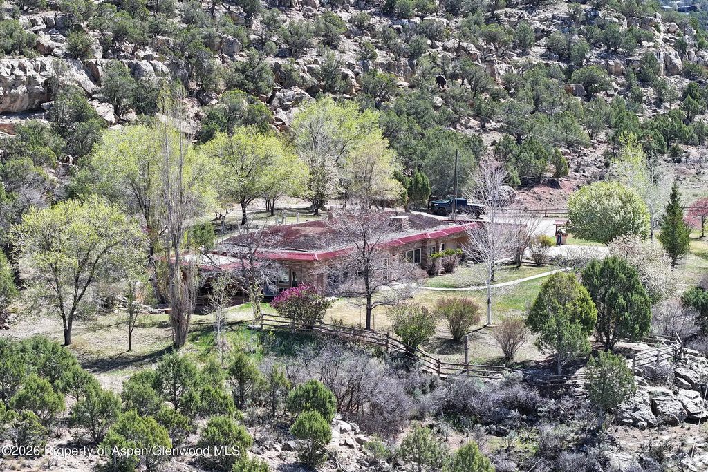 37 of 38 - 53916 Kk Road, Molina, CO