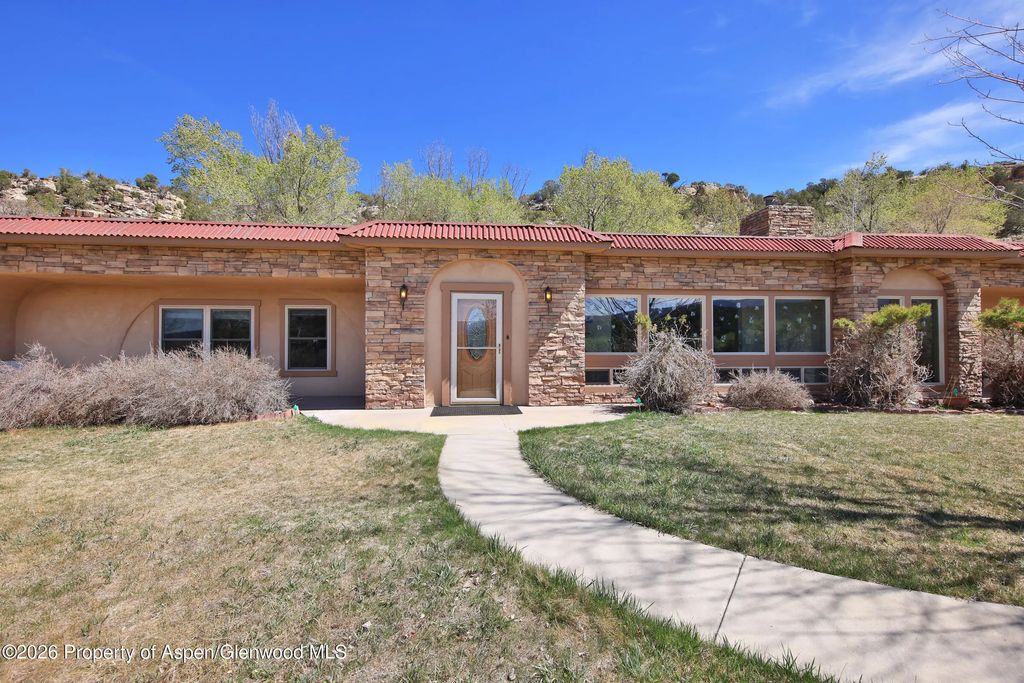 6 of 38 - 53916 Kk Road, Molina, CO