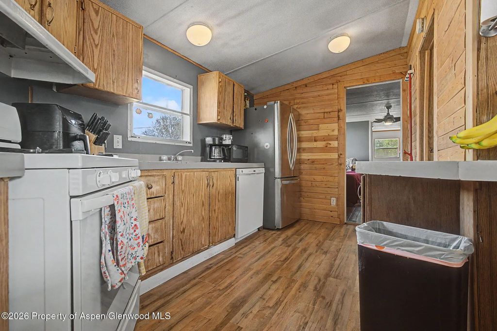 8 of 22 - 346 Greig Avenue, De Beque, CO