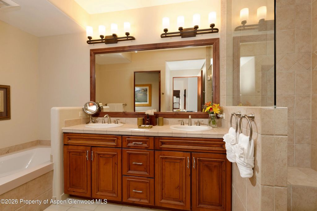 10 of 22 - 126 Timbers Club Court L1-iv, Snowmass Village, CO