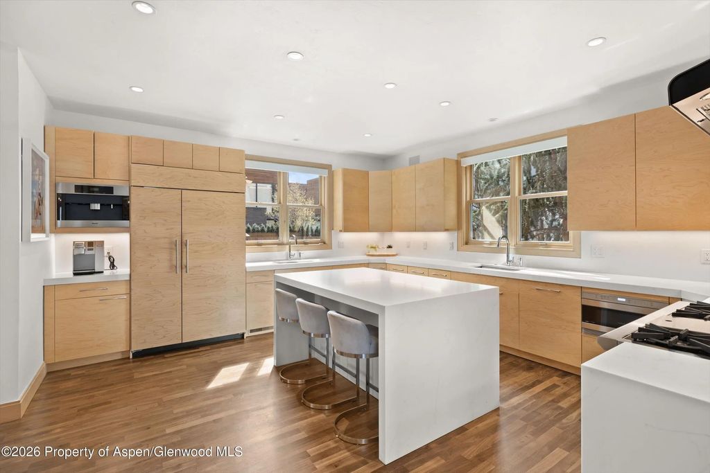 5 of 27 - 204 N Monarch Street, Aspen, CO