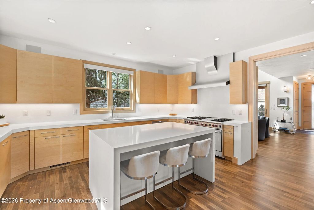 6 of 27 - 204 N Monarch Street, Aspen, CO