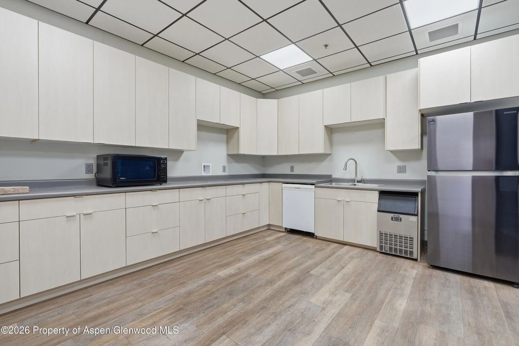 10 of 24 - 1675 Las Colonias Drive, Grand Junction, CO