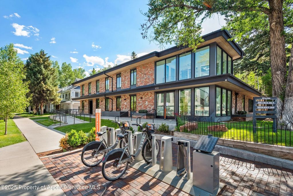 1 of 26 - 100 E Main Street 1, Aspen, CO