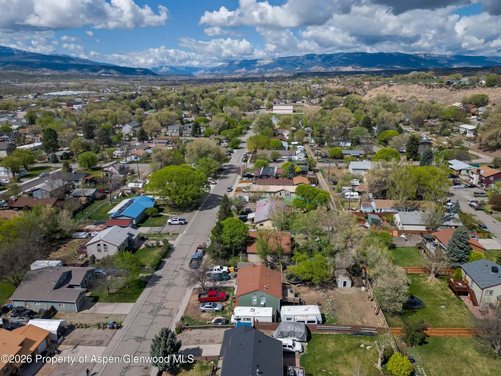25 of 30 - 1420 Orchard Avenue, Silt, CO
