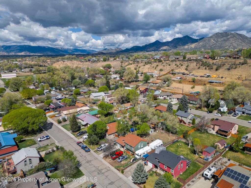 27 of 30 - 1420 Orchard Avenue, Silt, CO
