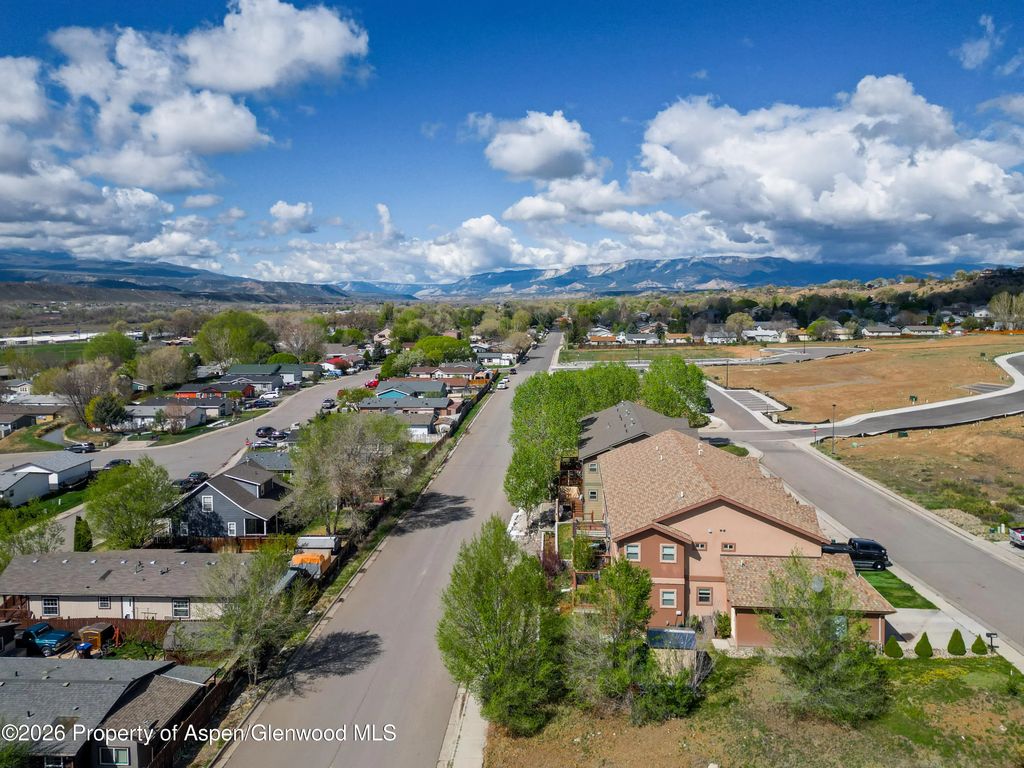 24 of 30 - 2013 Ballard Avenue, Silt, CO