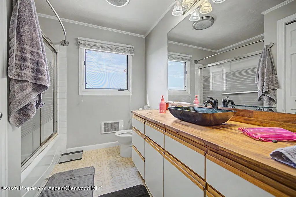 17 of 29 - 2014 E 9th Street, Craig, CO