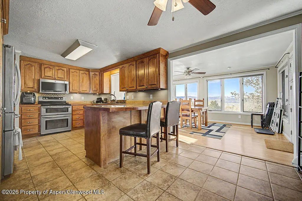6 of 29 - 2014 E 9th Street, Craig, CO