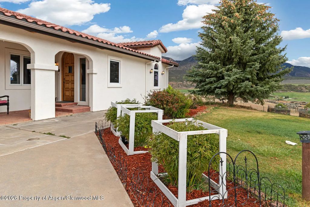 10 of 56 - 1007 Mesa Drive, Rifle, CO