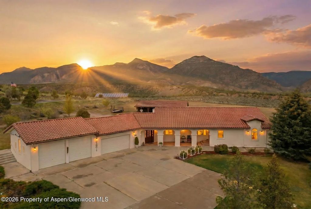 4 of 56 - 1007 Mesa Drive, Rifle, CO