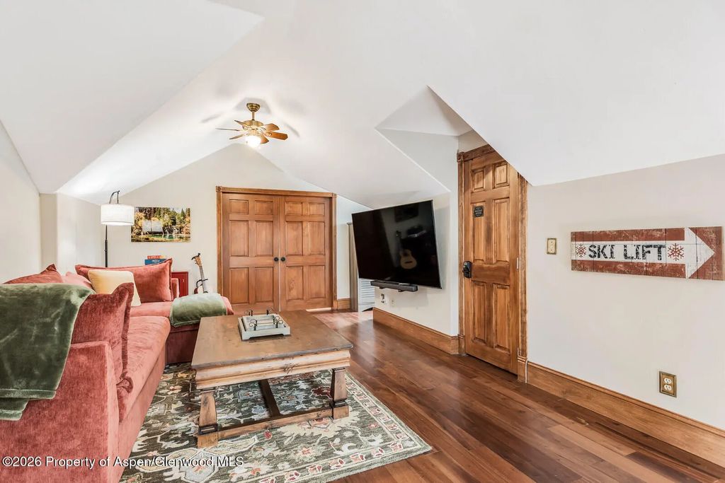 15 of 32 - 85 N 8th Street, Carbondale, CO