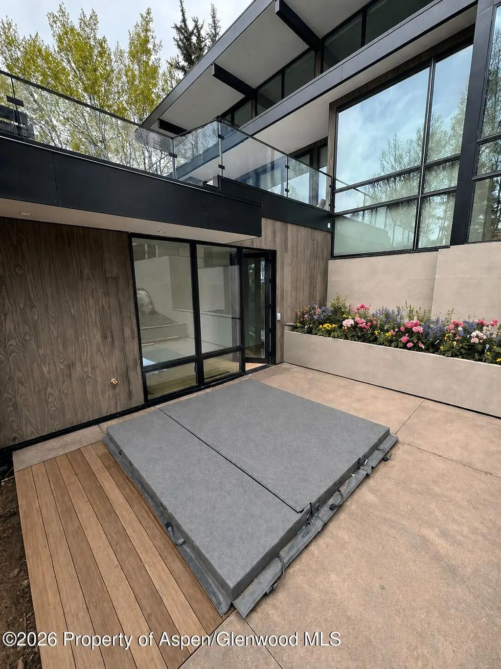 21 of 23 - 323 E Reds Road, Aspen, CO