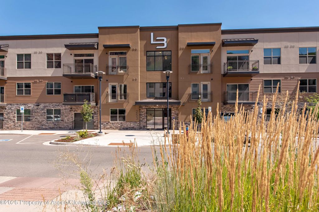 253 Wulfsohn Road 316, Glenwood Springs
