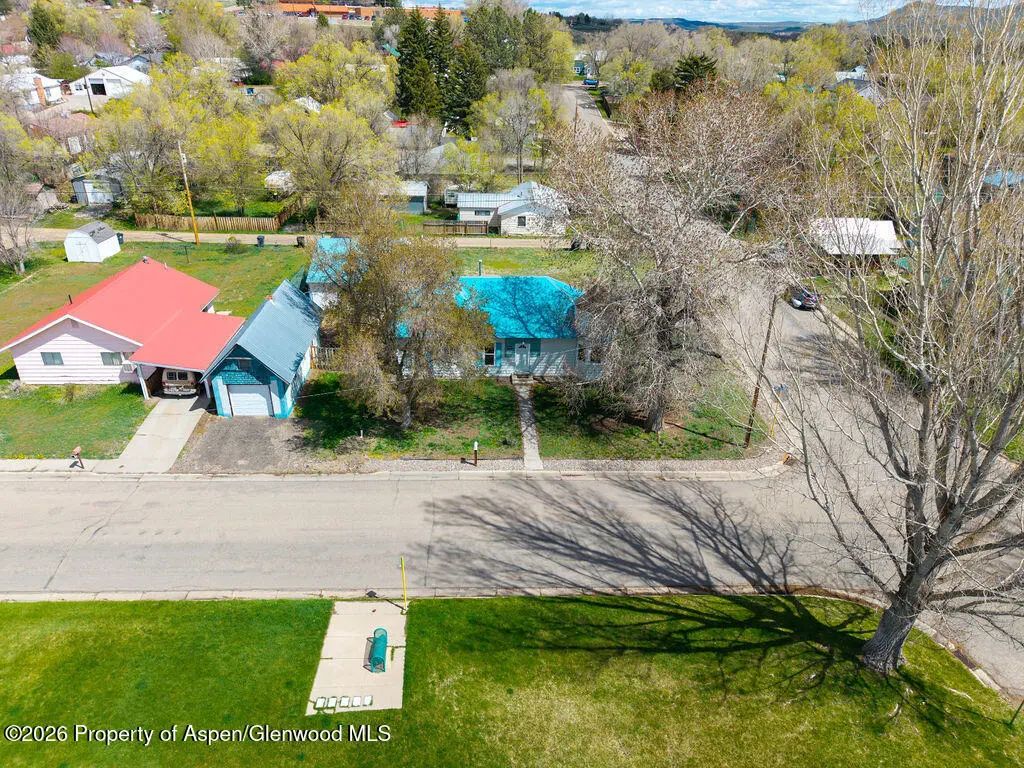 17 of 36 - 605 Lincoln Street, Craig, CO
