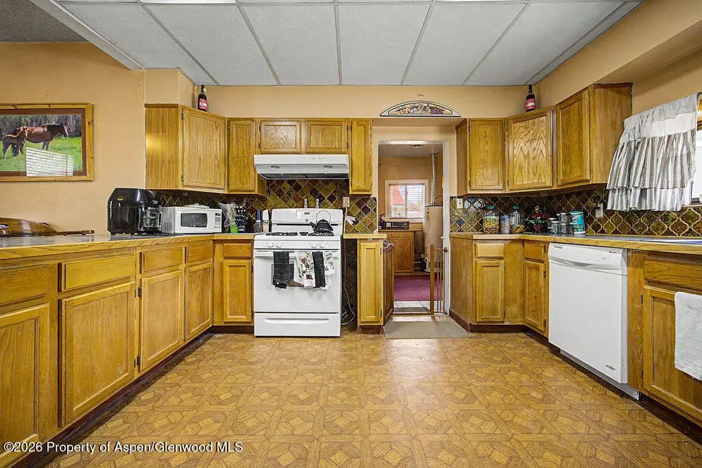 27 of 36 - 605 Lincoln Street, Craig, CO