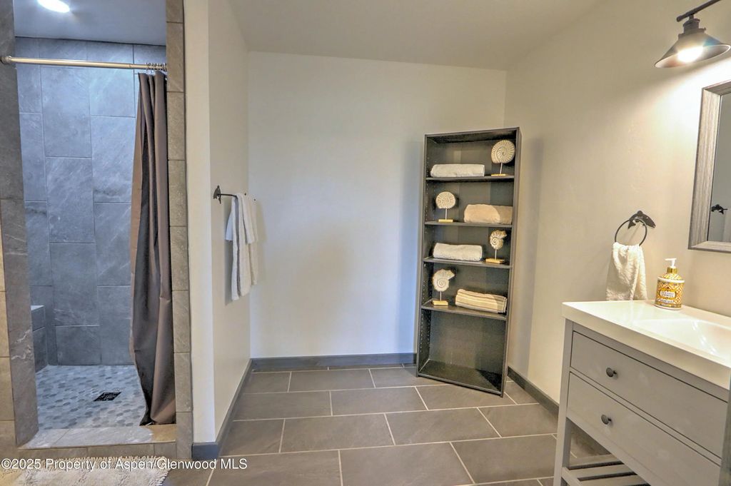 36 of 75 - 7315 County Road 312, New Castle, CO