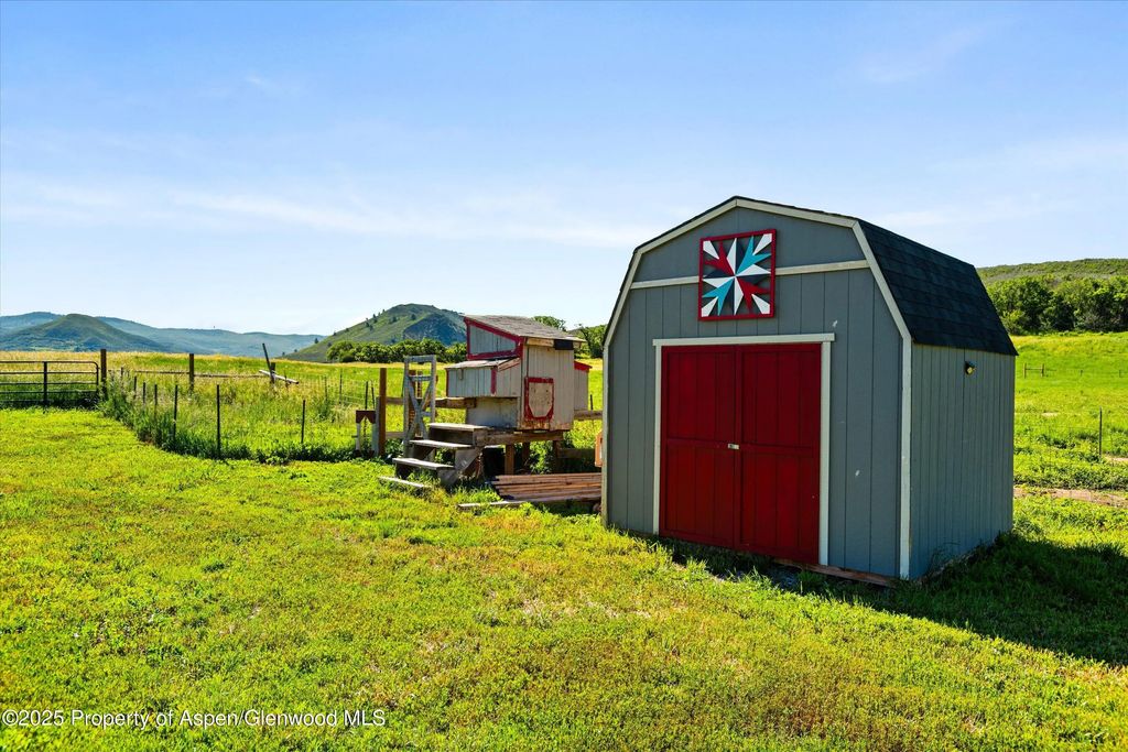 66 of 75 - 7315 County Road 312, New Castle, CO