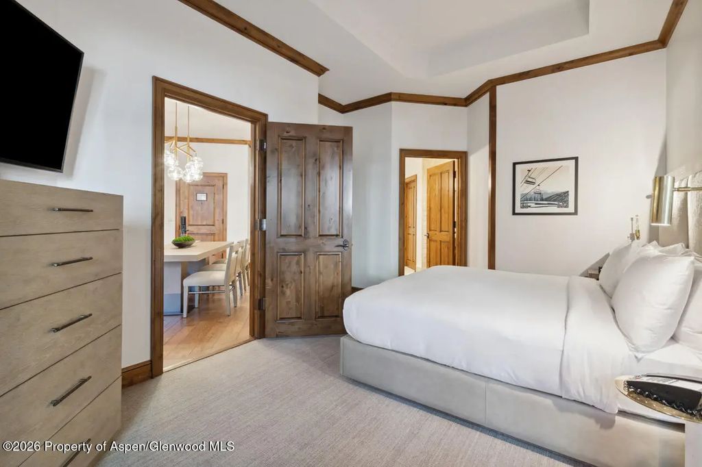 15 of 29 - 415 E Dean St, Unit 5, Weeks 9 & 10, Aspen, CO