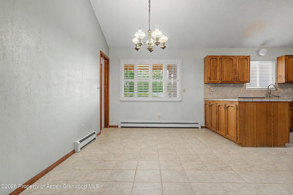 10 of 28 - 596 E Valley Court, Grand Junction, CO