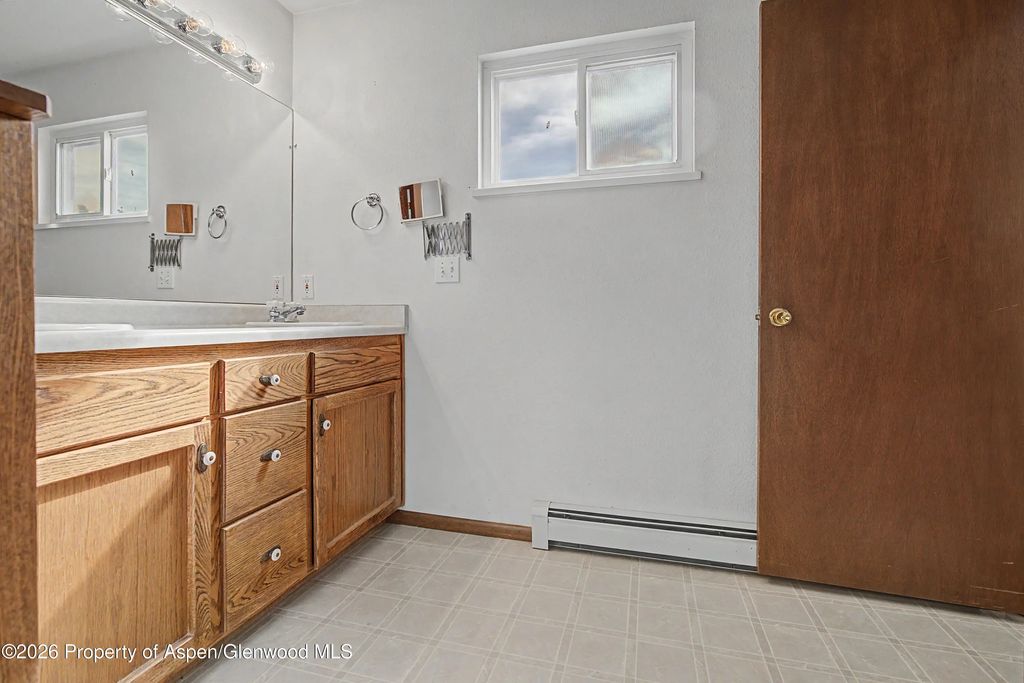 15 of 28 - 596 E Valley Court, Grand Junction, CO