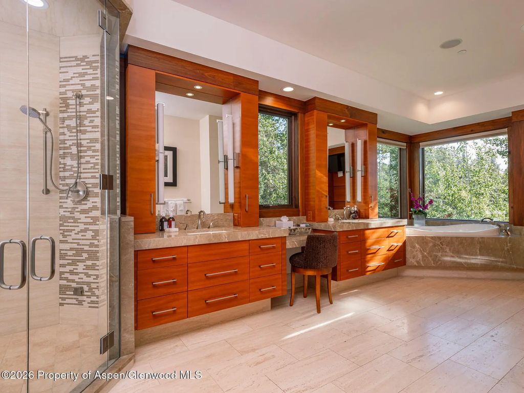 15 of 39 - 750 S Starwood Road, Aspen, CO