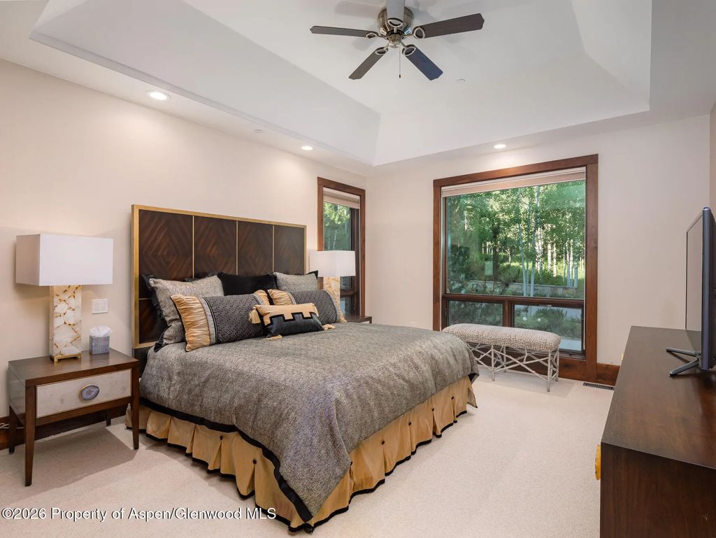 24 of 39 - 750 S Starwood Road, Aspen, CO