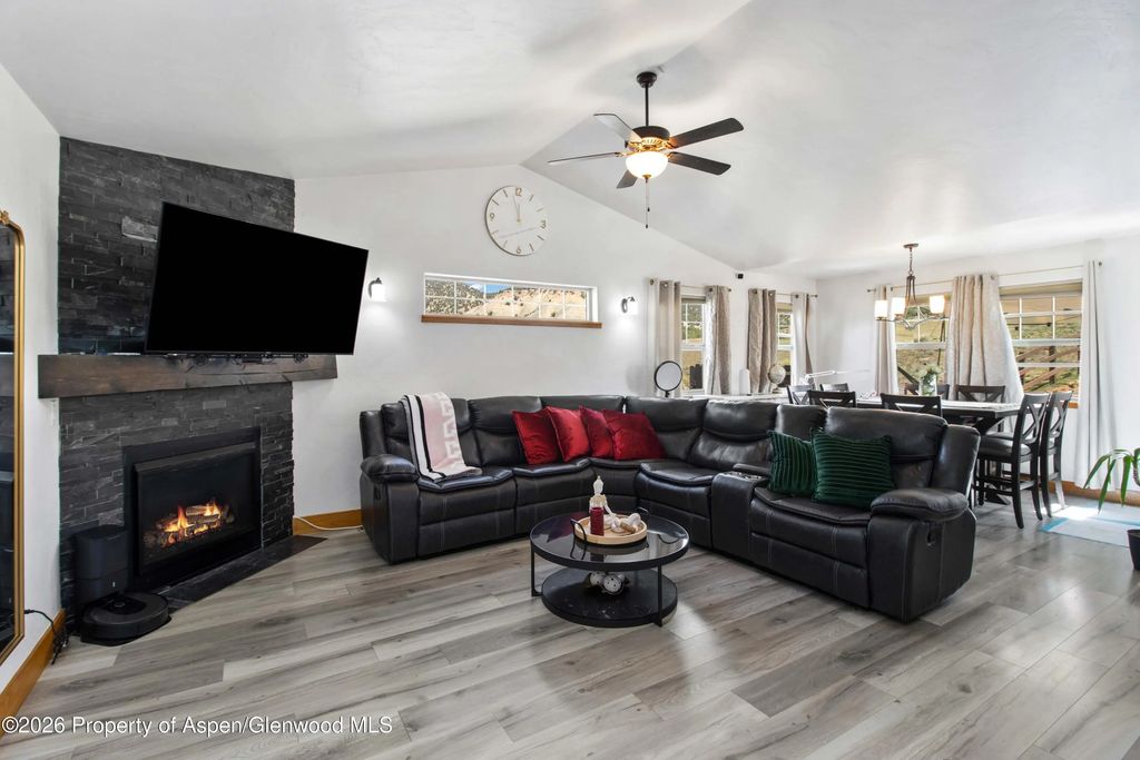 4 of 25 - 164 N Wildhorse Drive, New Castle, CO