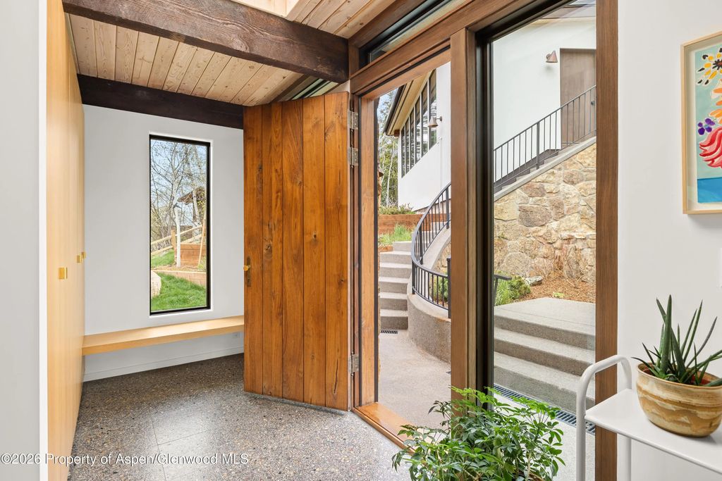4 of 32 - 284 Eastwood Drive, Aspen, CO