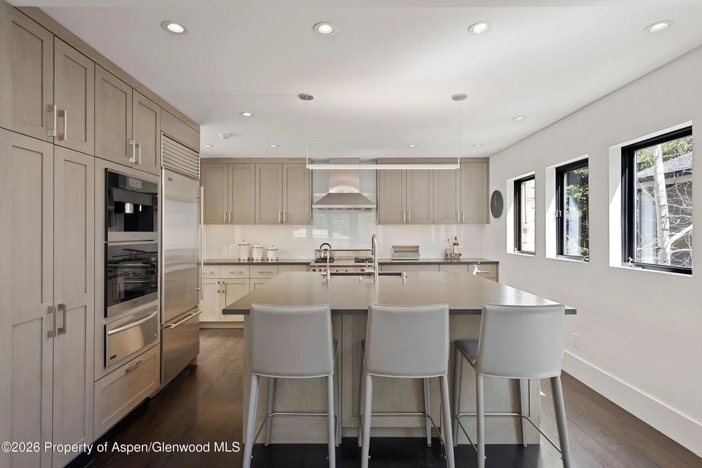 14 of 28 - 121 W Hyman Avenue B, Aspen, CO