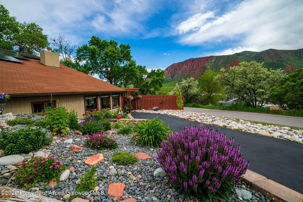 111 Cardinal Lane, Glenwood Springs