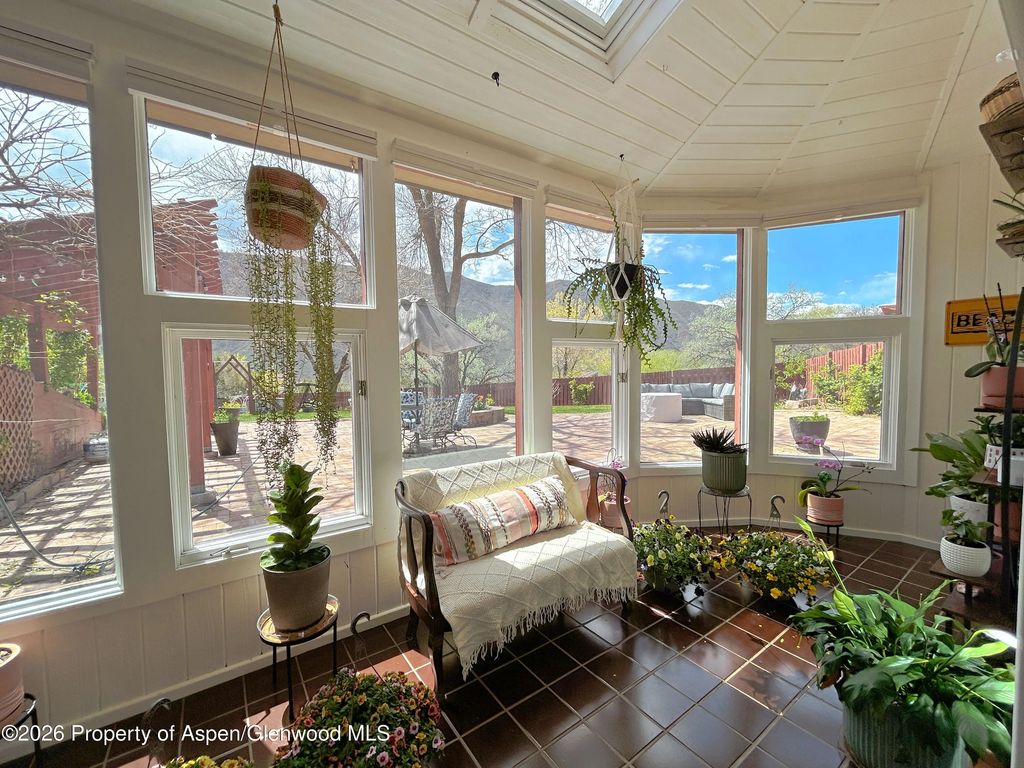 10 of 24 - 111 Cardinal Lane, Glenwood Springs, CO