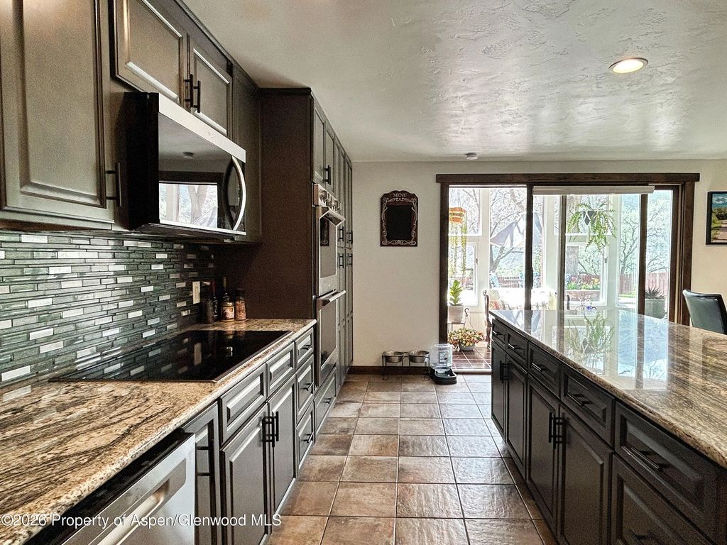 15 of 24 - 111 Cardinal Lane, Glenwood Springs, CO