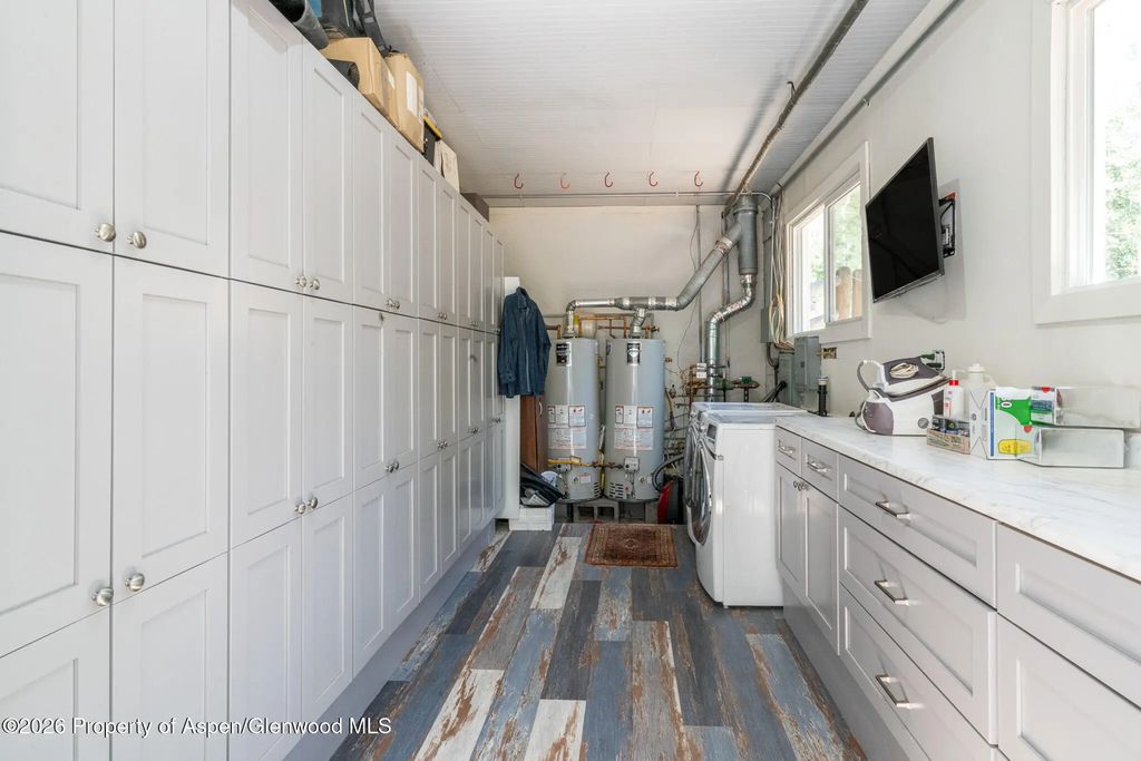 27 of 48 - 285 Conundrum Road, Aspen, CO