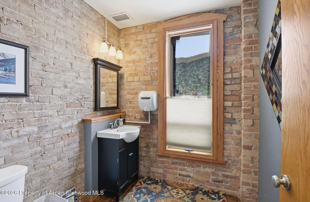 25 of 32 - 713 Cooper Avenue, Glenwood Springs, CO
