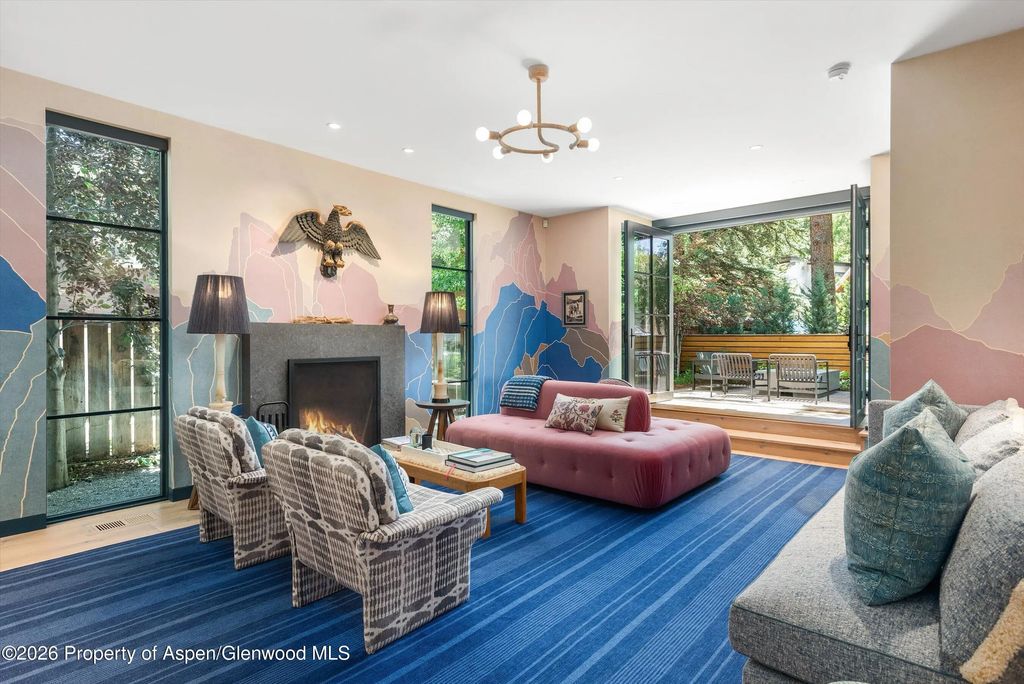 614 W North Street, Aspen