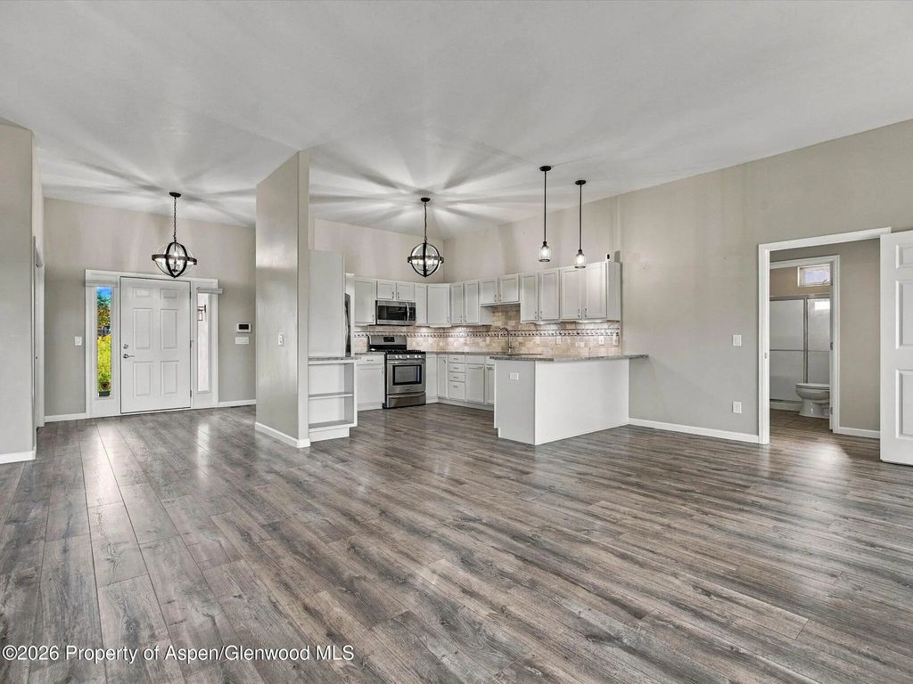 8 of 32 - 19 Meadow Creek Drive, Parachute, CO