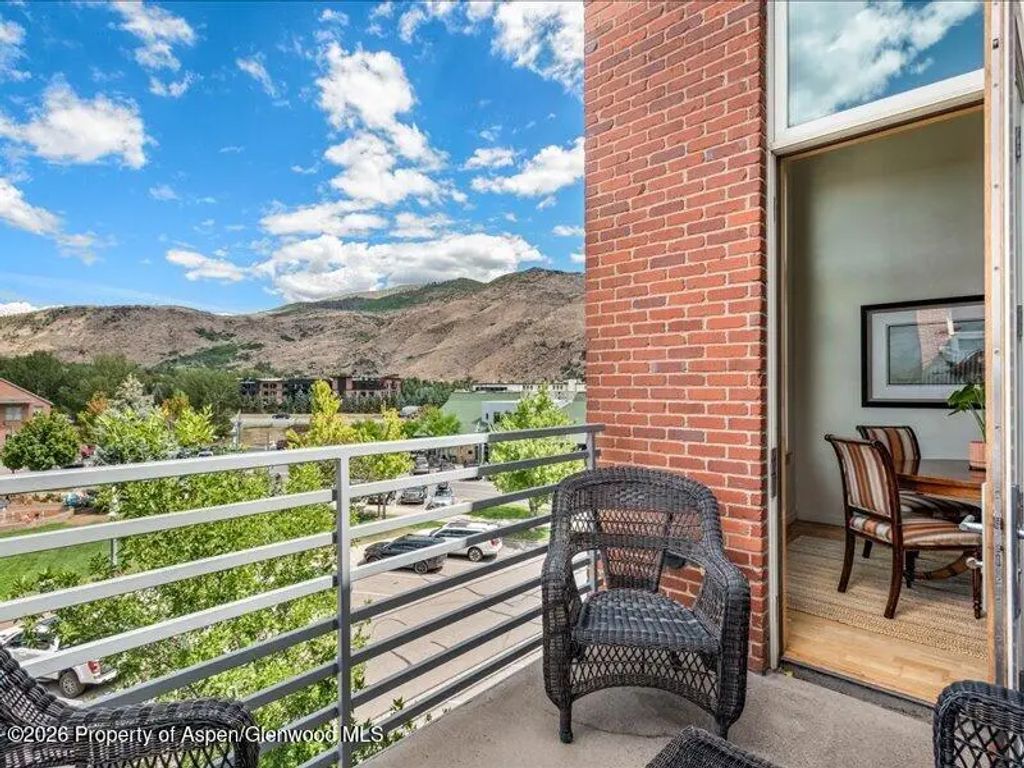 10 of 25 - 231 Robinson Street 318, Basalt, CO