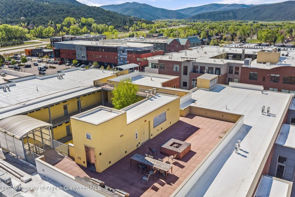 18 of 25 - 231 Robinson Street 318, Basalt, CO