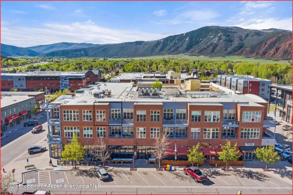 20 of 25 - 231 Robinson Street 318, Basalt, CO