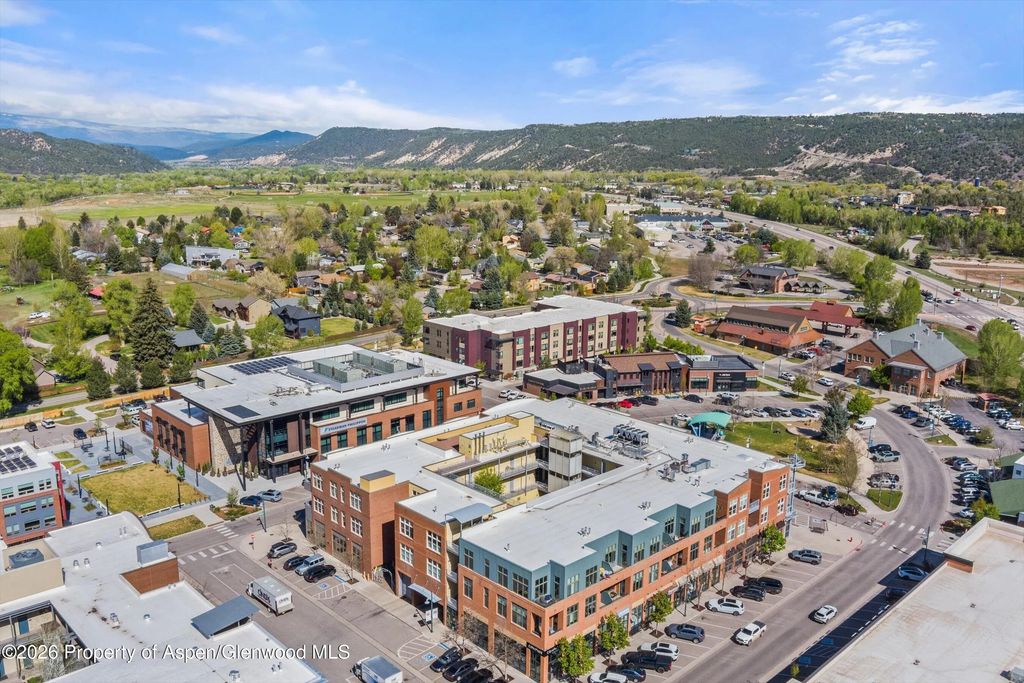 23 of 25 - 231 Robinson Street 318, Basalt, CO