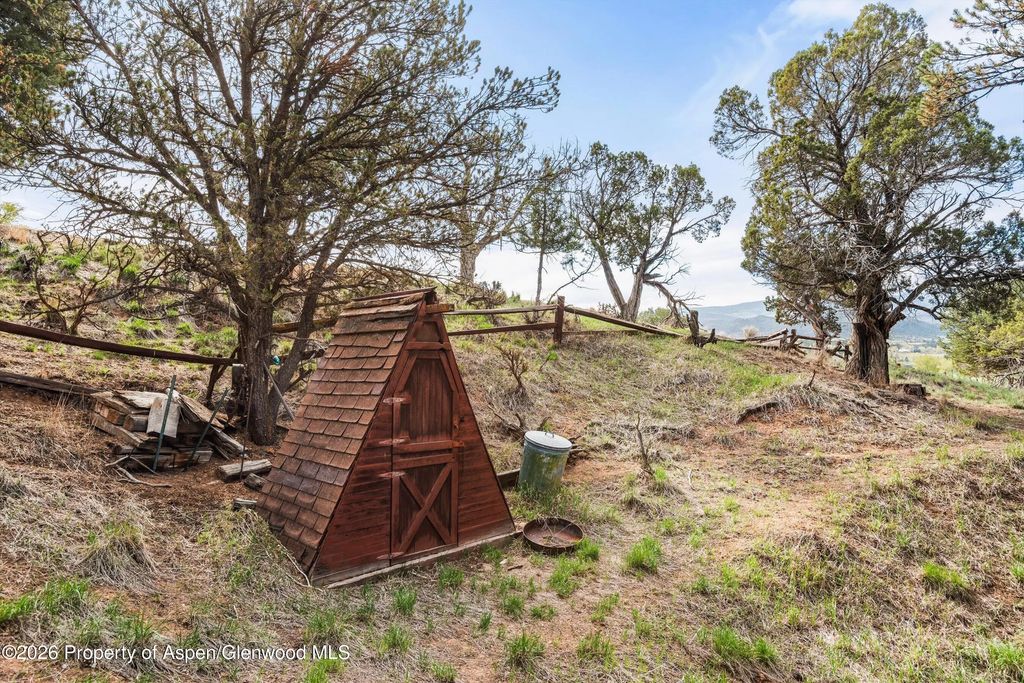 48 of 57 - 362 County Road 165, Carbondale, CO