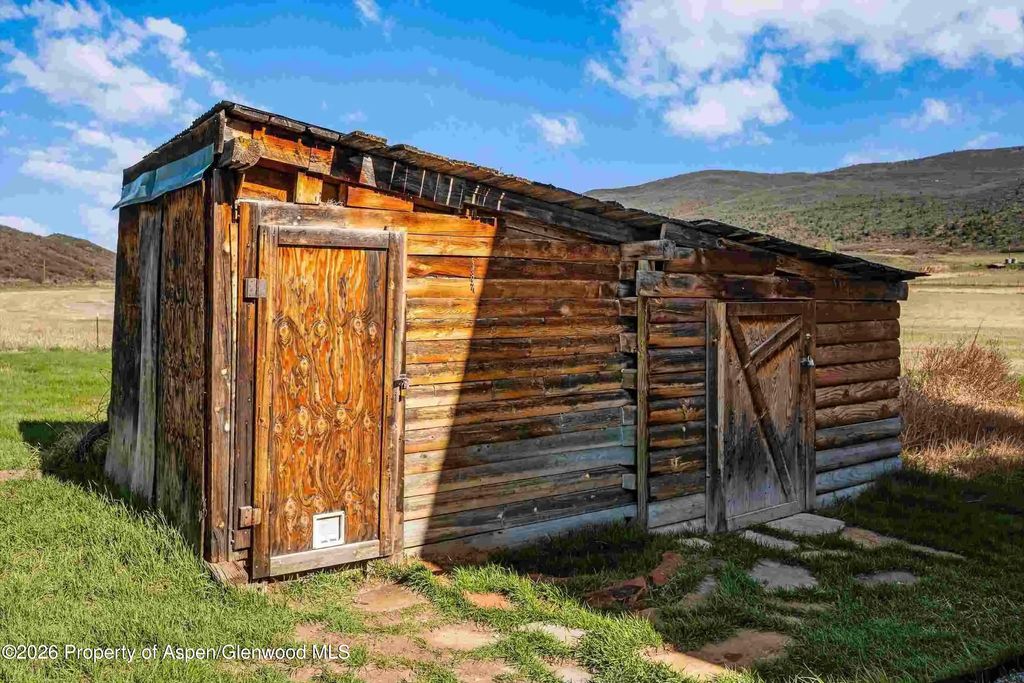 24 of 27 - 1150 County Road 119, Glenwood Springs, CO