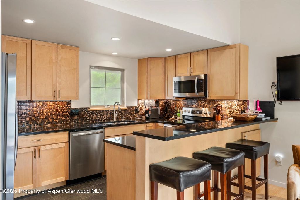 30 of 36 - 322 Park Avenue, Aspen, CO